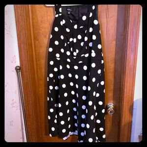 Sleeveless vintage-style dress